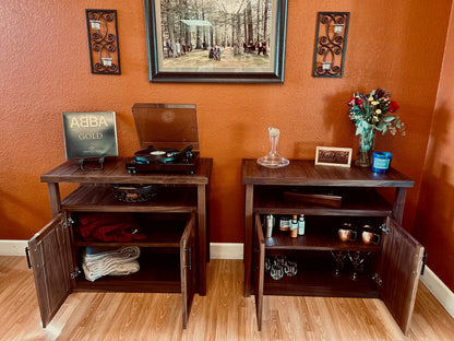 cabinet_with_shelf_used_in_living_room_corner