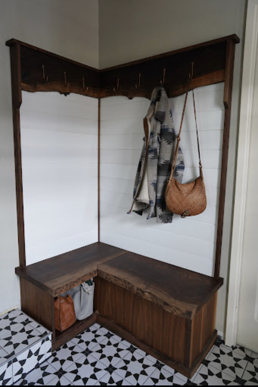 custom_bookshelf_console_with_decorative_items